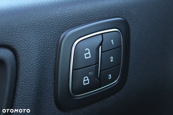 Ford Kuga 2.5P PHEV FWD Active X eCVT - 32