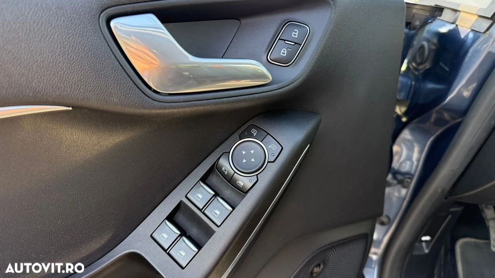 Ford Fiesta 1.5 TDCi S&S VIGNALE - 16