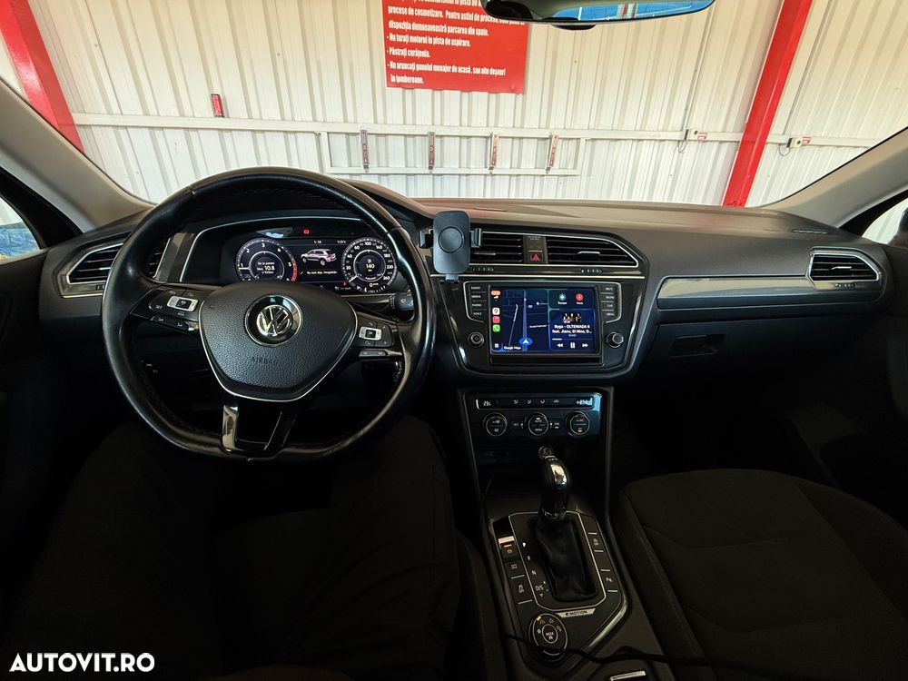 Volkswagen Tiguan 2.0 TDI DPF DSG 4Mot Comfortline - 12