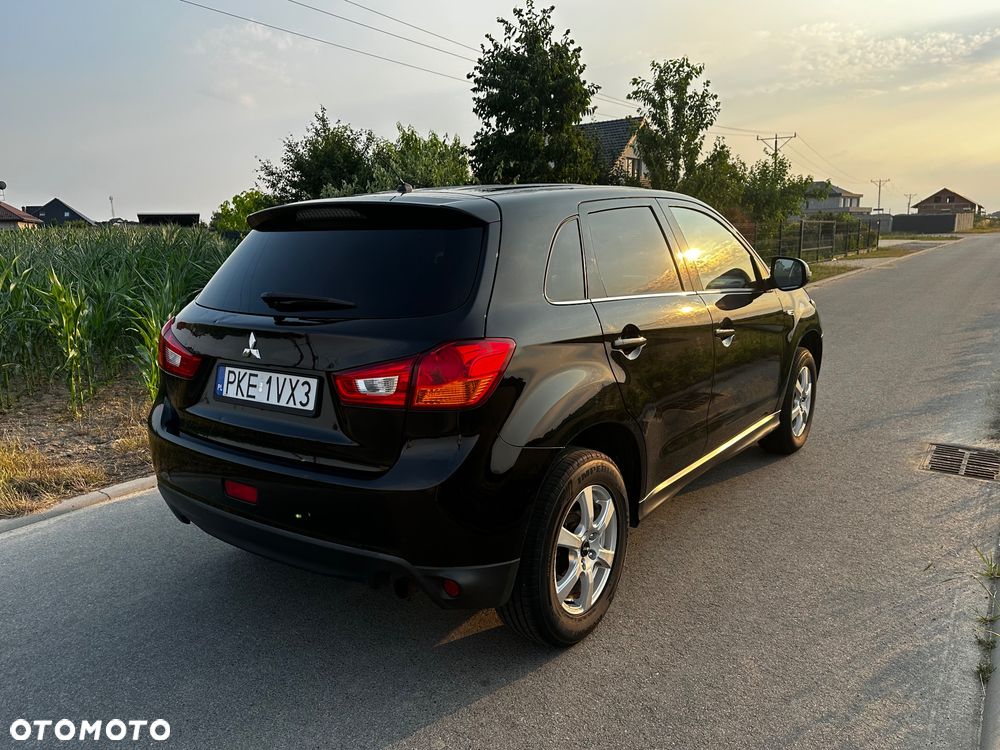 Mitsubishi ASX - 9