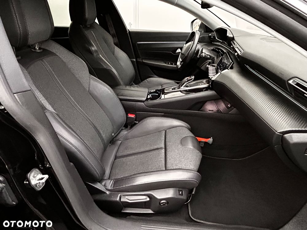 Peugeot 508 PureTech 180 EAT8 Allure - 26