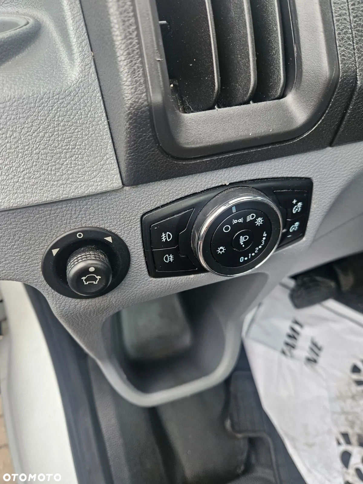 Ford Transit - 9