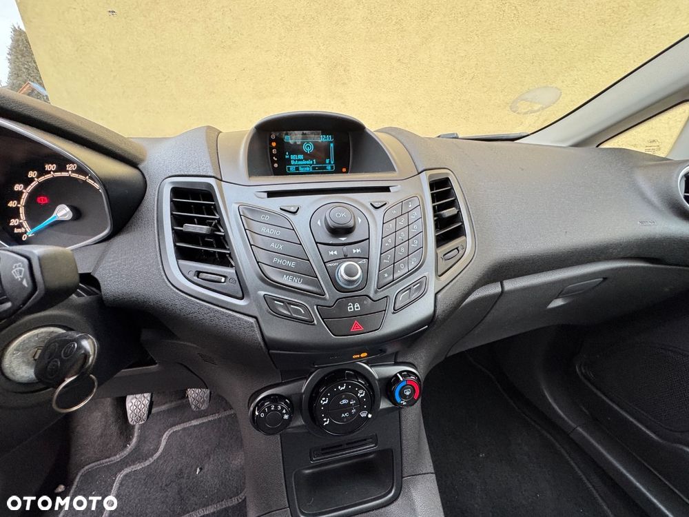 Ford Fiesta 1.25 Ambiente - 16
