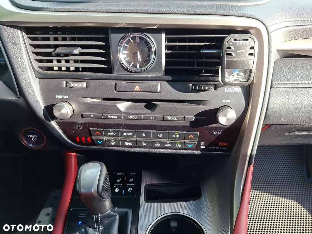 Lexus RX 450h F Sport Edition - 30