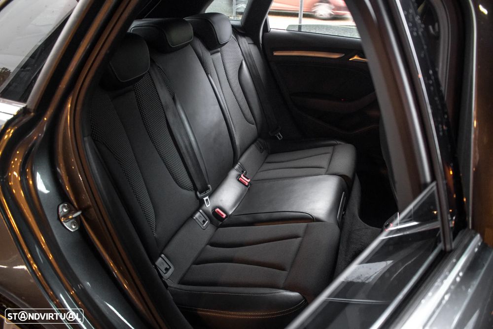 Audi A3 Sportback e-tron 1.4 TFSI S-line S tronic - 31