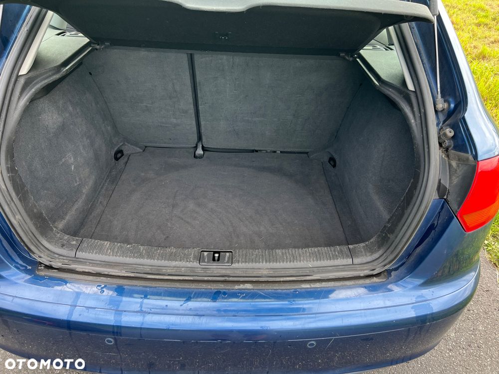 Audi A3 Sportback 1.6 FSI Ambition - 5