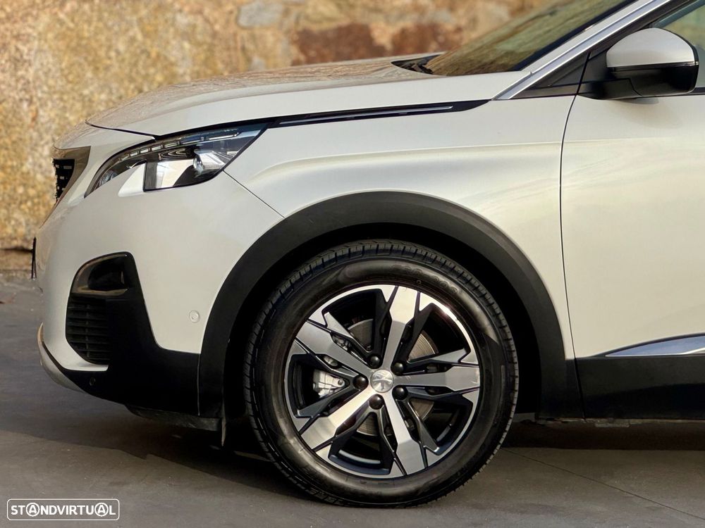 Peugeot 3008 1.2 PureTech Allure Grip Control EAT6 - 28