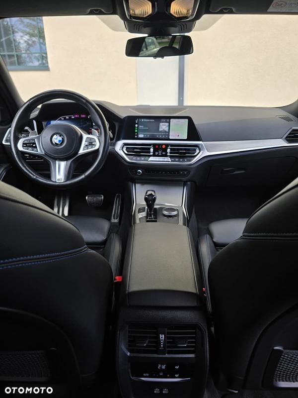BMW Seria 3 320d xDrive M Sport Shadow - 12