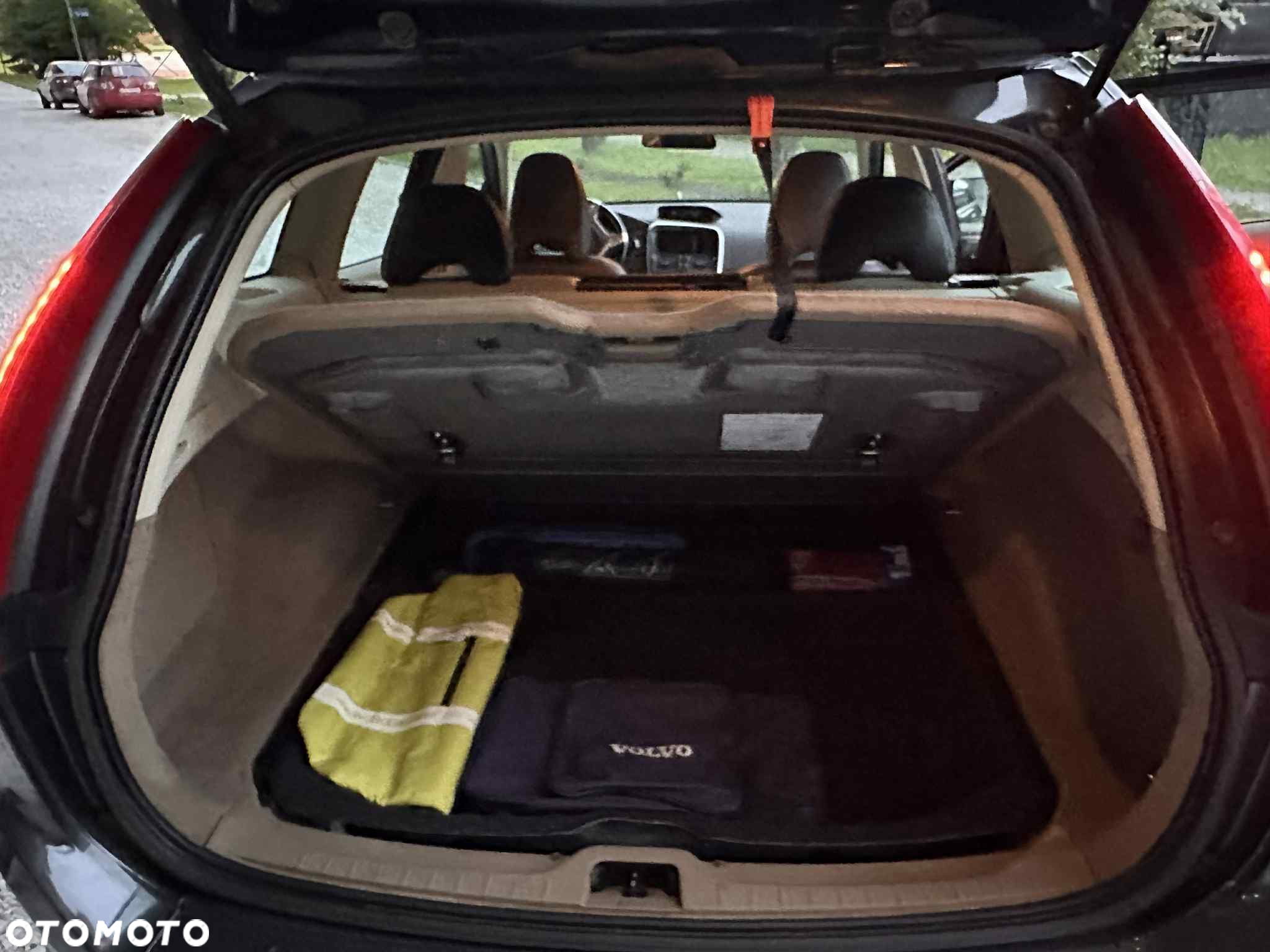Volvo XC 60 2.4D AWD - 17