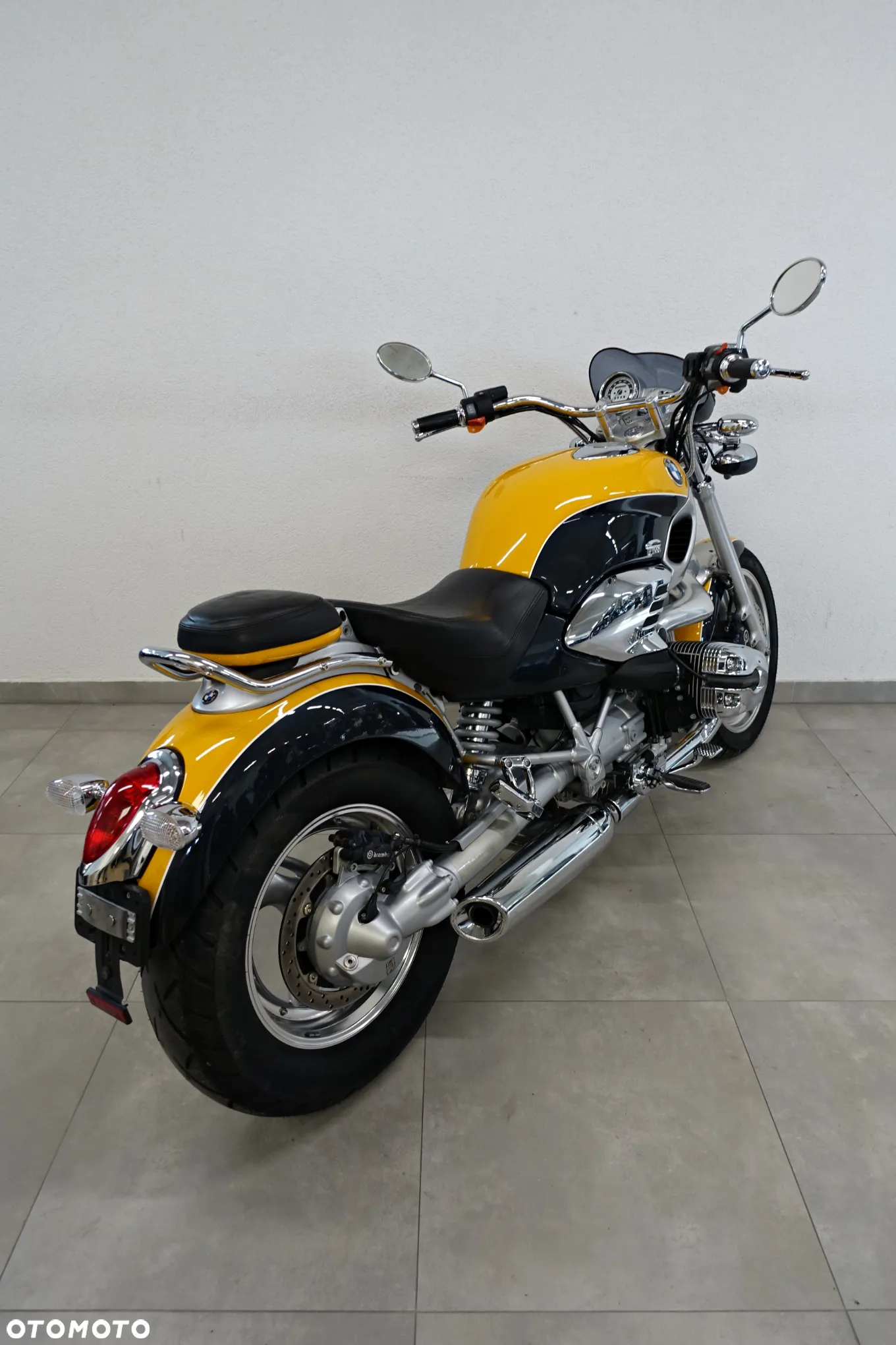 BMW R - 10