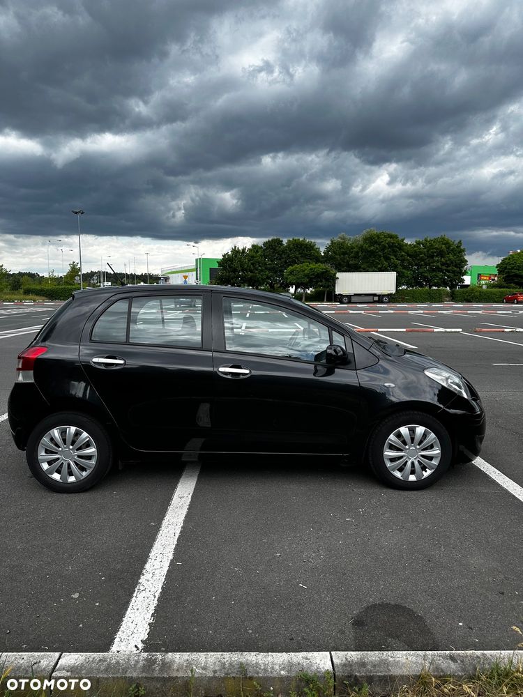 Toyota Yaris 1.33 Terra - 19