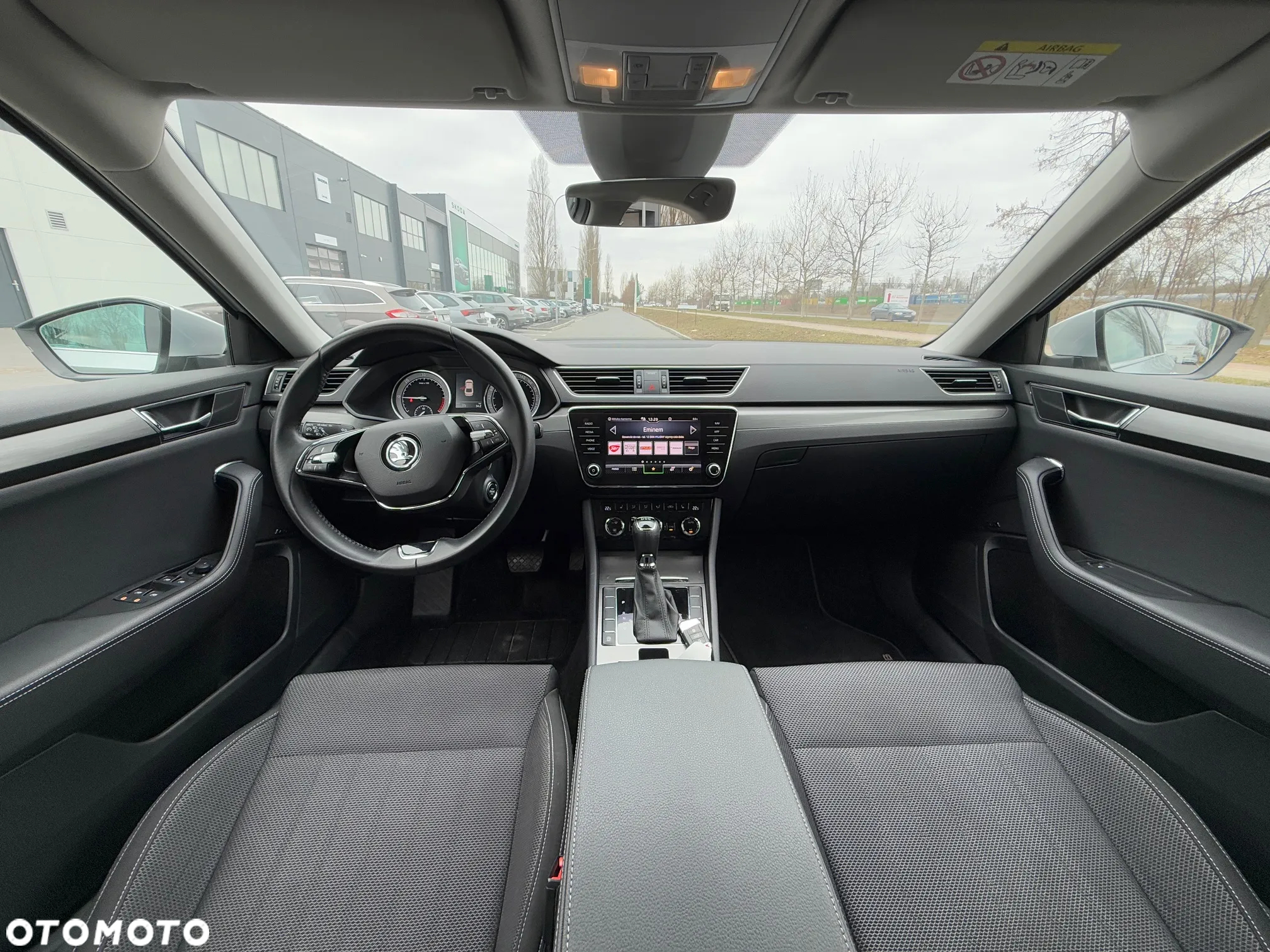 Skoda Superb 2.0 TDI SCR Style DSG - 18