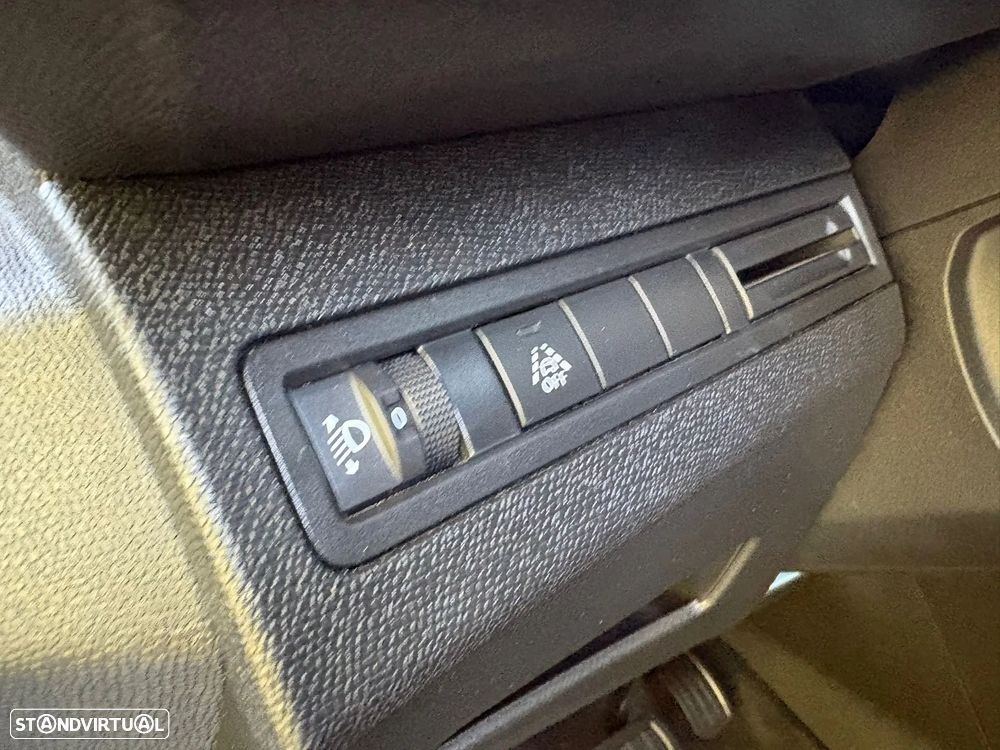 Peugeot 3008 BlueHDi 130 Stop & Start EAT8 Allure - 16