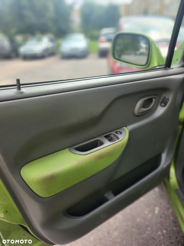 Opel Agila 1.2 Base / Club - 12