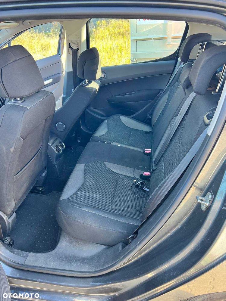 Peugeot 308 - 3