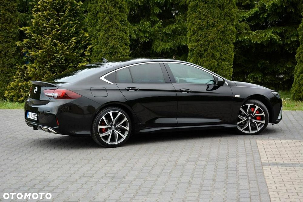Opel Insignia 2.0 BiTurbo D 4x4 Automatik GSI - 11