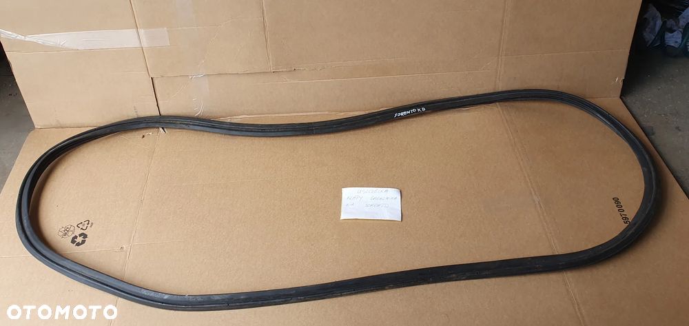 Uszczelka klapy bagażnika Kia Sorento I - 6