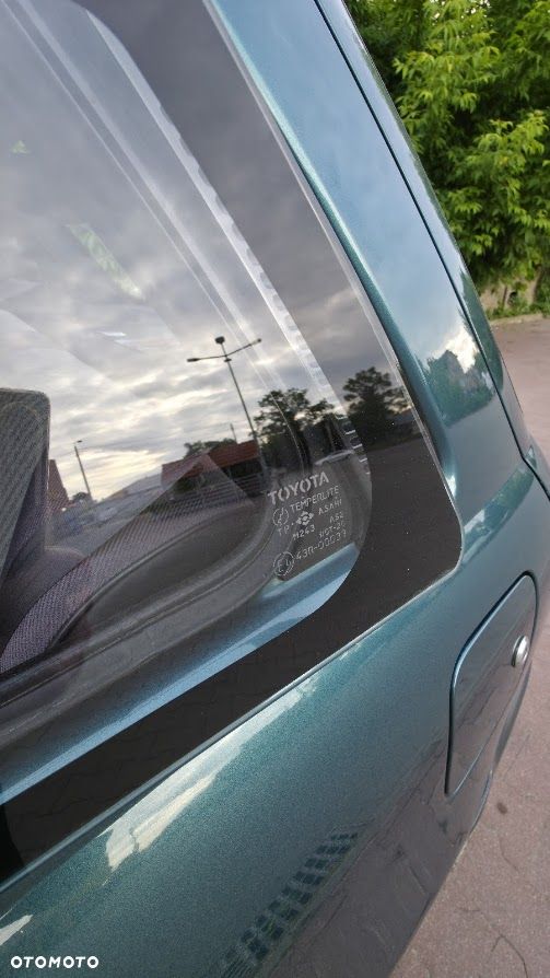 Toyota Starlet 1.3 XL - 10