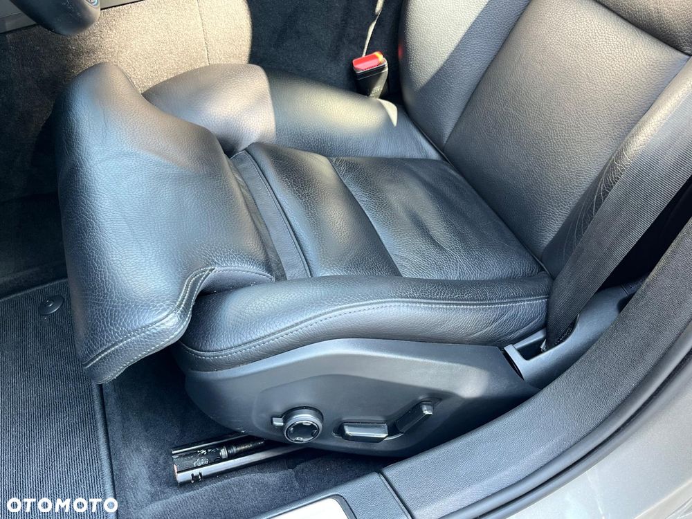 Volvo V60 B4 B Inscription - 32