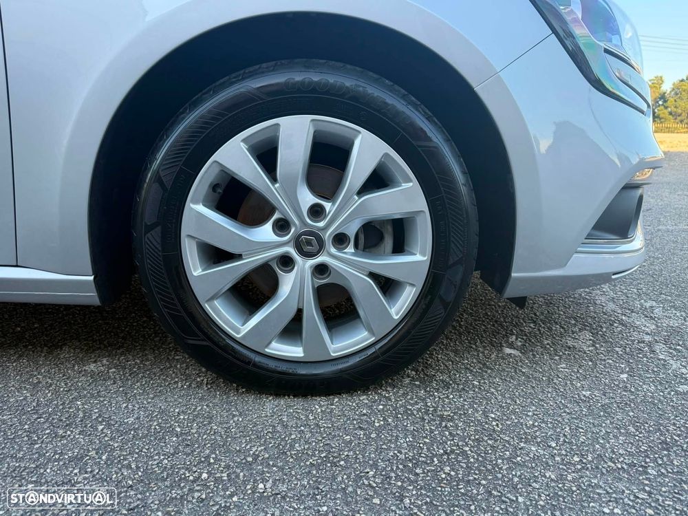 Renault Mégane 1.5 Blue dCi Limited - 12