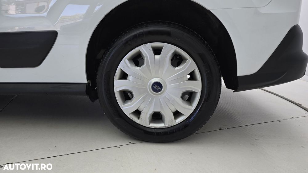 Ford Transit Connect - 22