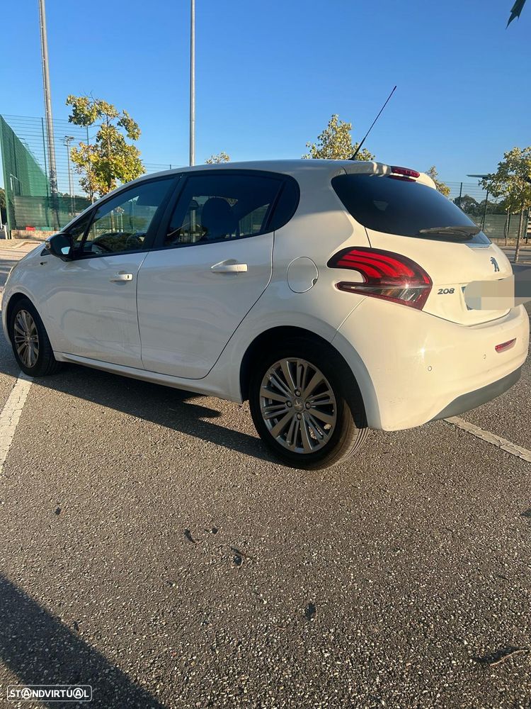 Peugeot 208 1.6 BlueHDi Style - 6