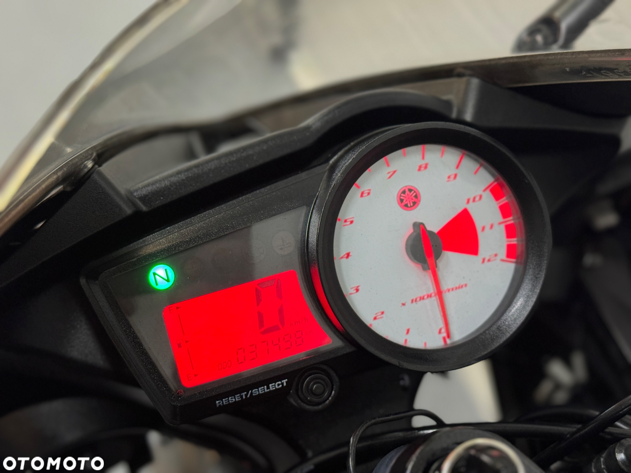 Yamaha R125 - 15