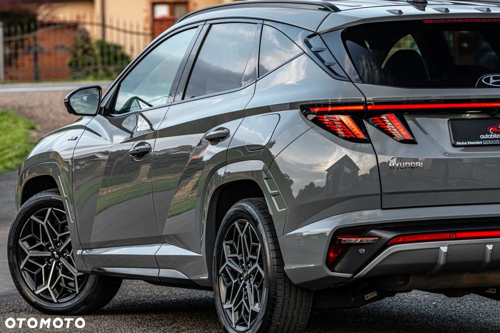 Hyundai Tucson - 16