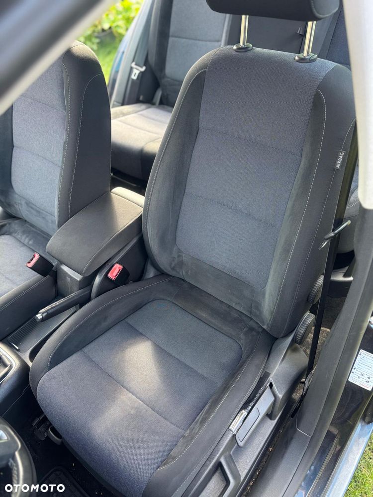 Volkswagen Golf Plus 2.0 TDI Highline - 13