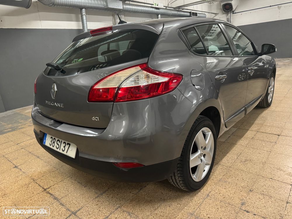 Renault Mégane dCi 90 FAP Paris - 5