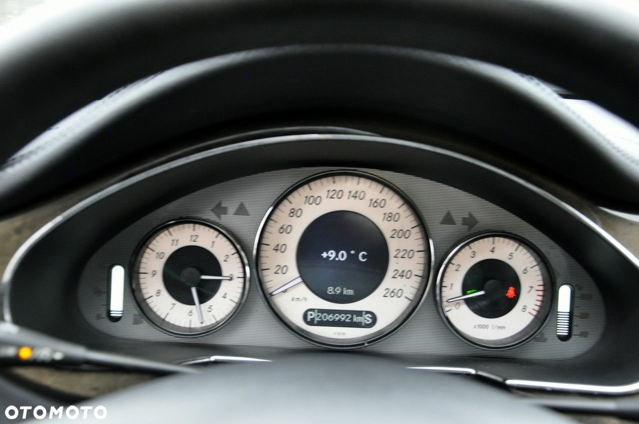 Mercedes-Benz CLS - 9