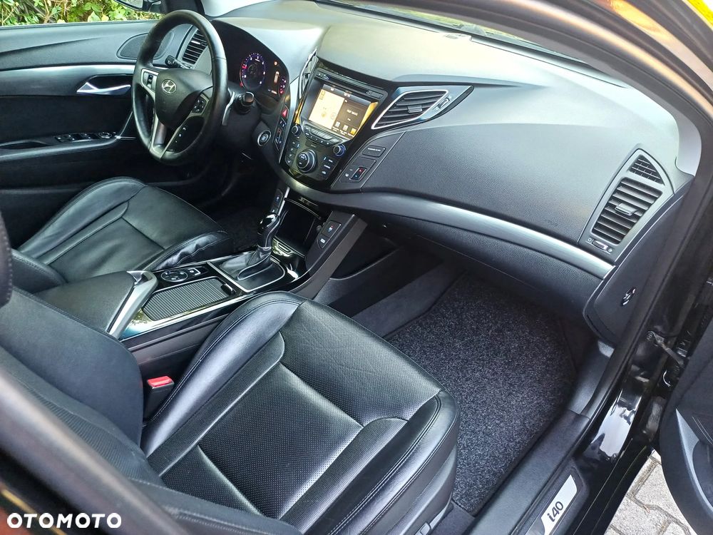 Hyundai i40 Kombi 1.7 CRDi DCT Premium - 38