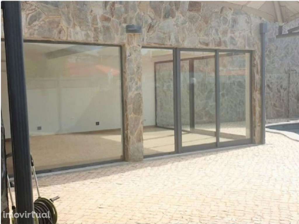 Moradia T3, duplex, piscina, Alcoitão - Grande imagem: 4/15