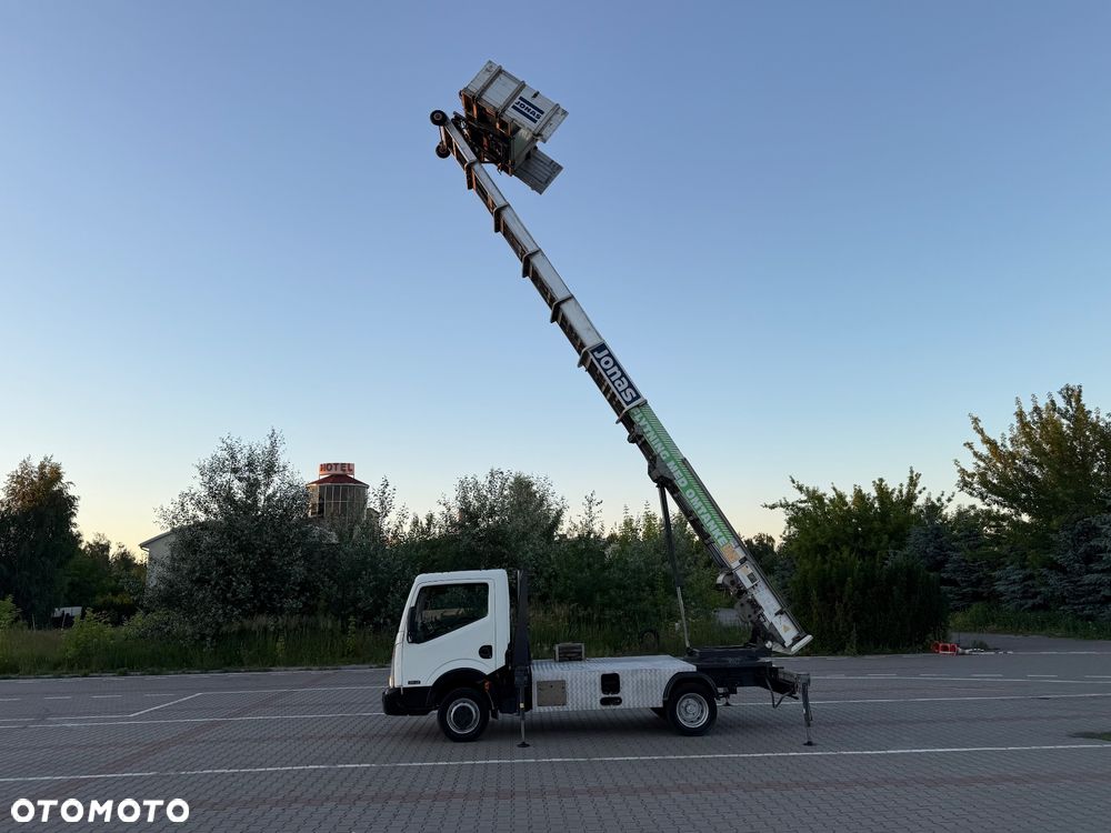 Nissan CABSTAR  2.5  DRABINA - PODAJNIK BOCKER DEKARSKO - MEBLOWY  WYSOKOŚĆ 26 M - 3