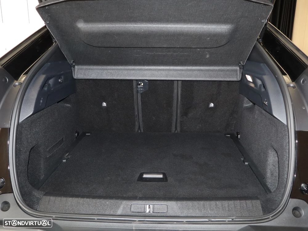 Peugeot 3008 1.2 Hybrid Allure e-DCS6 - 12
