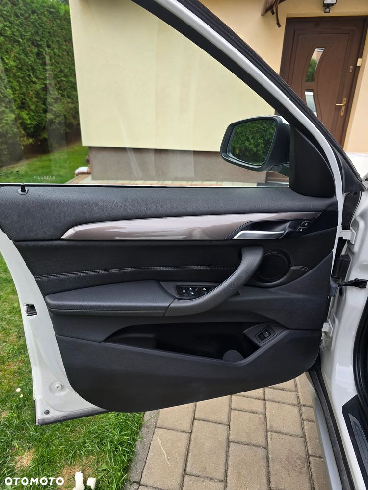 BMW X1 xDrive18d - 19