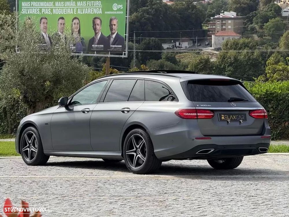 Mercedes-Benz E 300 de AMG Line - 26