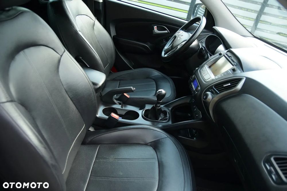 Hyundai ix35 2.0 CRDi 4WD Premium - 26