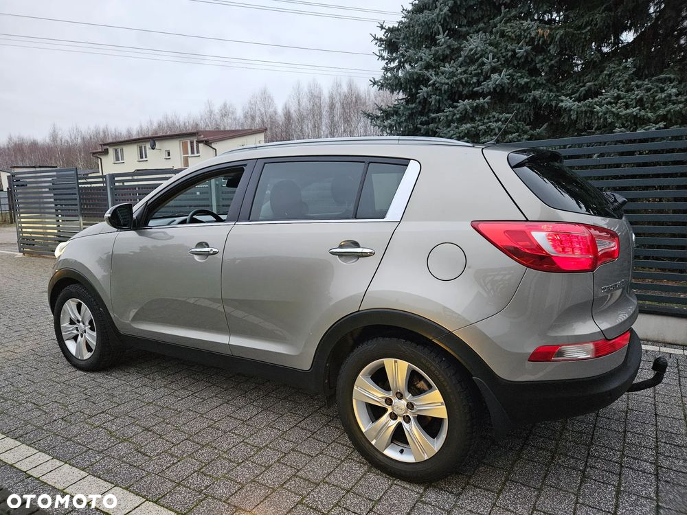 Kia Sportage 1.7 CRDI 2WD Dream-Team Edition - 12