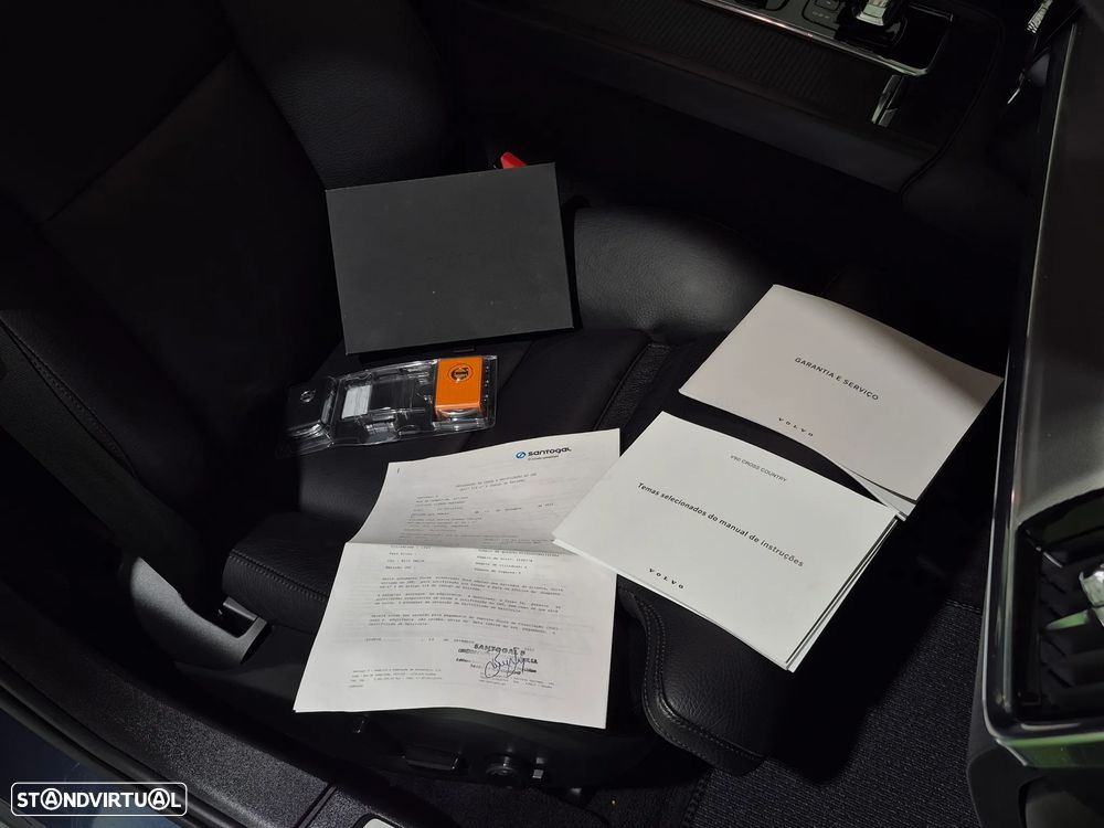 Volvo V90 Cross Country 2.0 B5 Plus AWD - 52