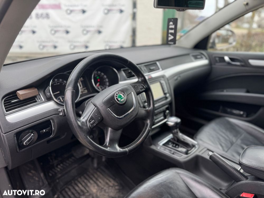 Skoda Superb 2.0 TDI DSG L&K - 25