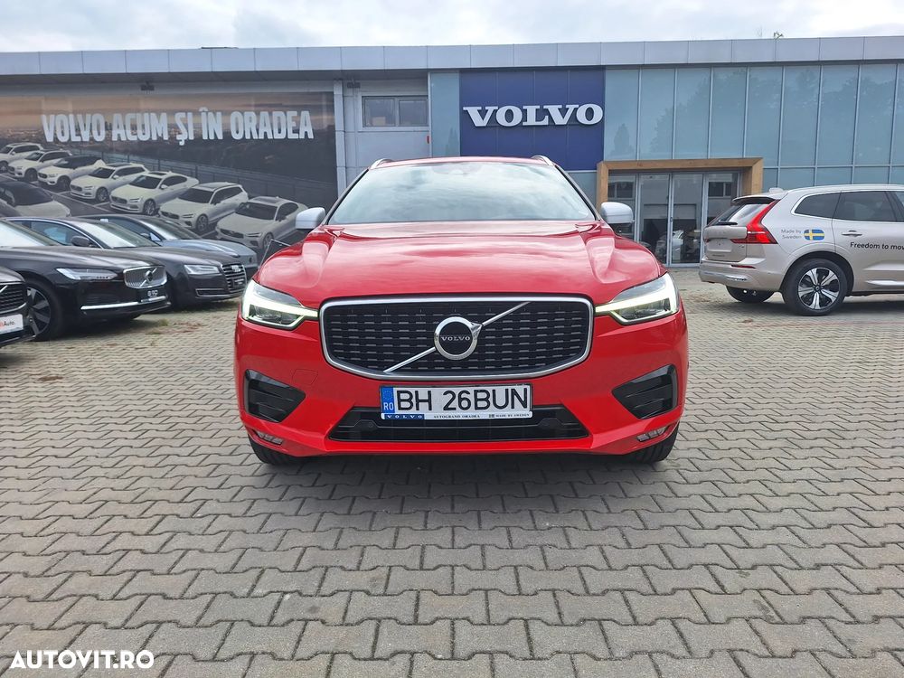 Volvo XC 60 D5 AWD R-Design - 4