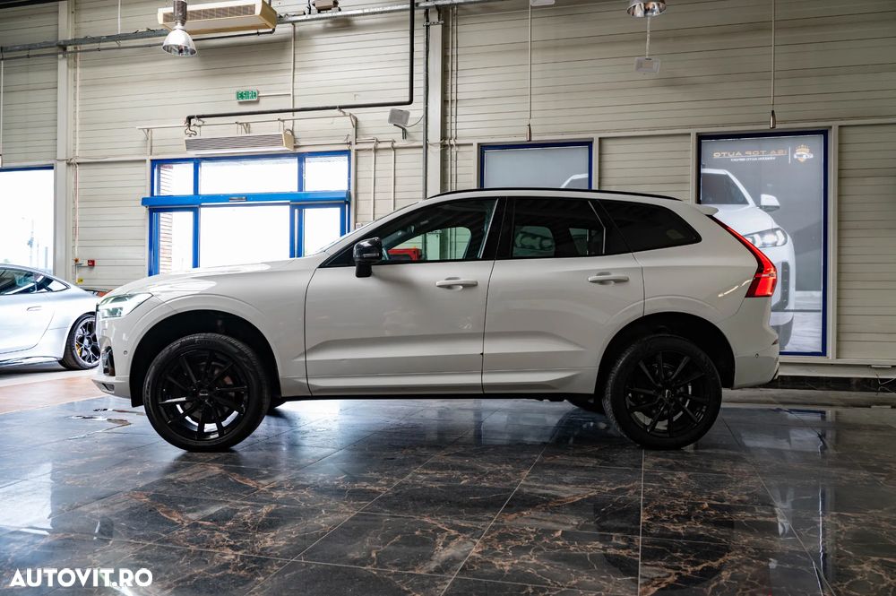 Volvo XC 60 D5 AWD Geartronic RDesign - 39