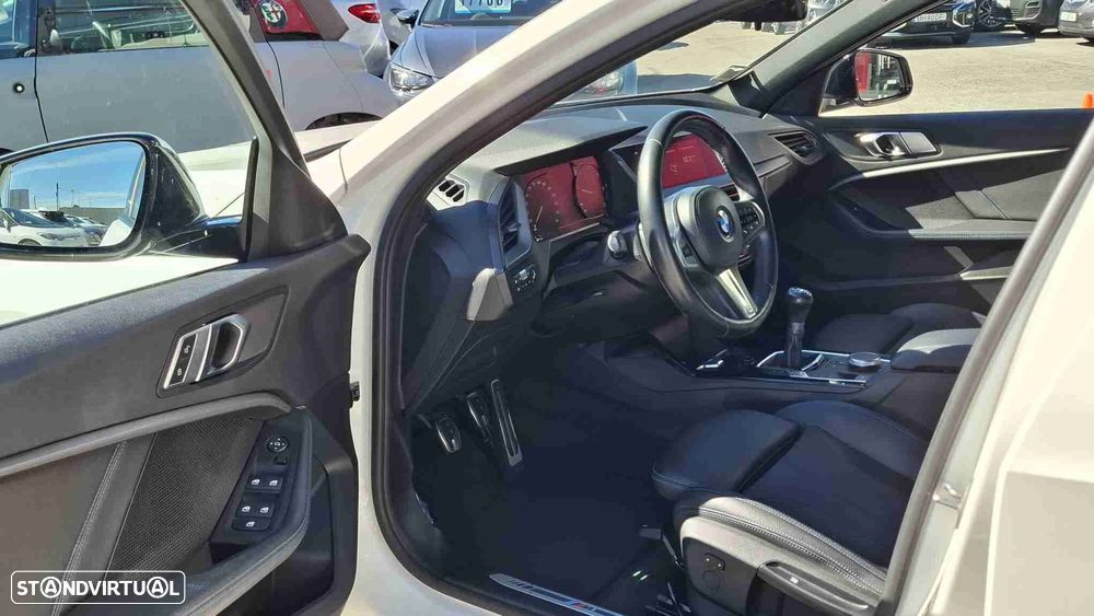 BMW 116 d Pack M - 10
