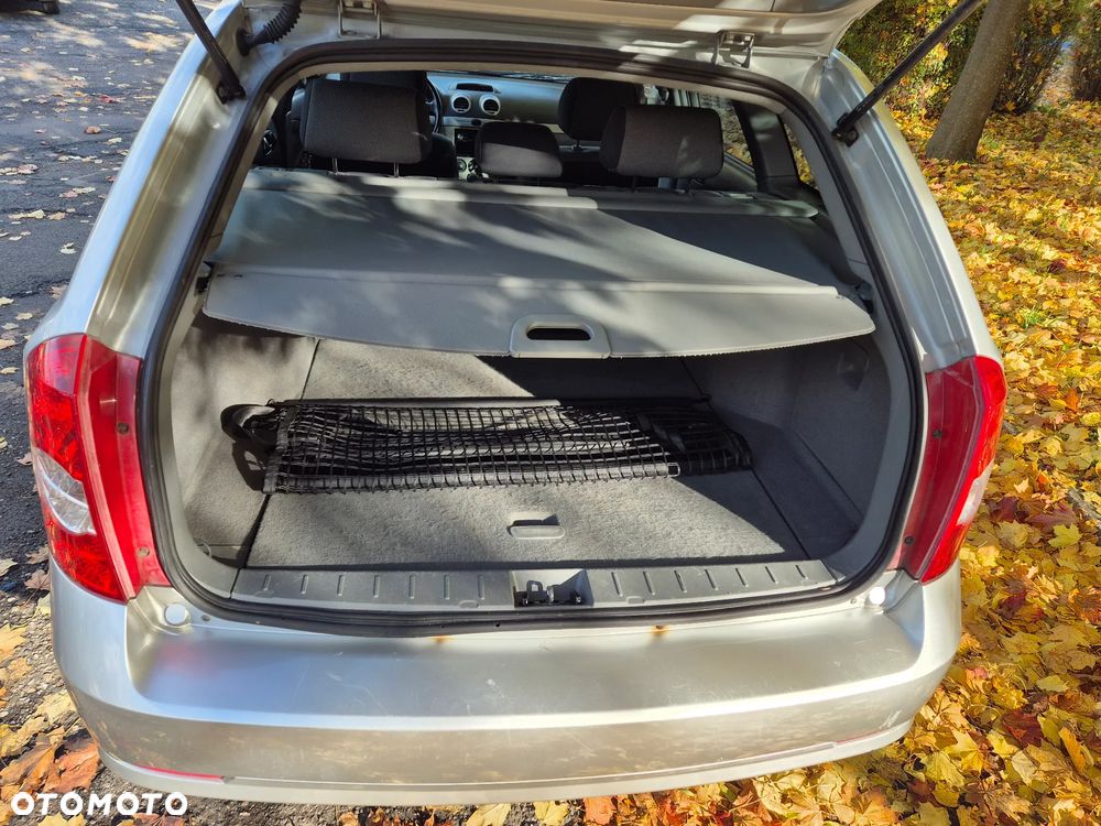 Chevrolet Nubira - 9