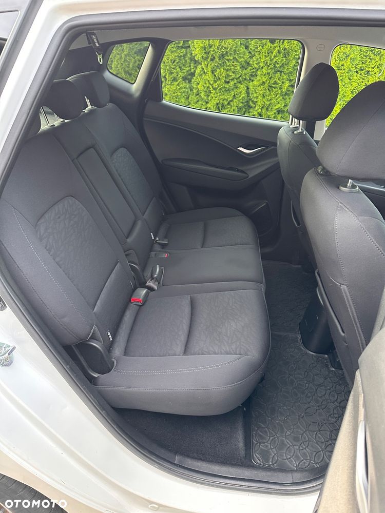 Hyundai ix20 1.6 BlueDrive Comfort - 22
