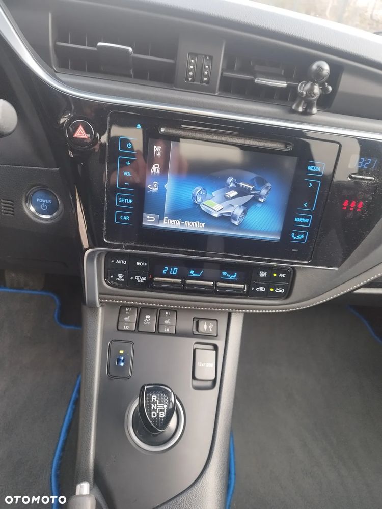 Toyota Auris 1.8 Life - 32