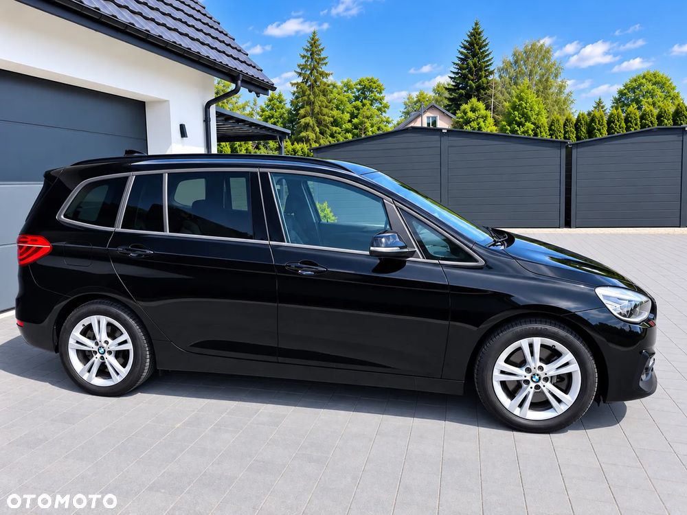 BMW Seria 2 218d Luxury Line - 11