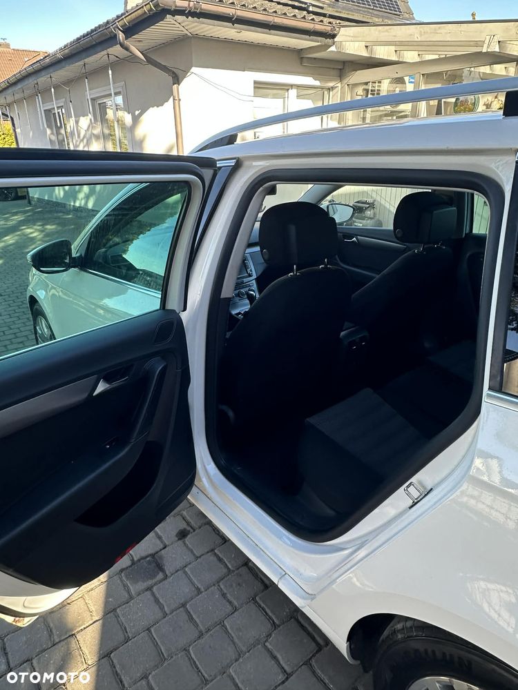 Volkswagen Passat 2.0 TDI 4Motion DSG BlueMotion Tech Comfortline - 23
