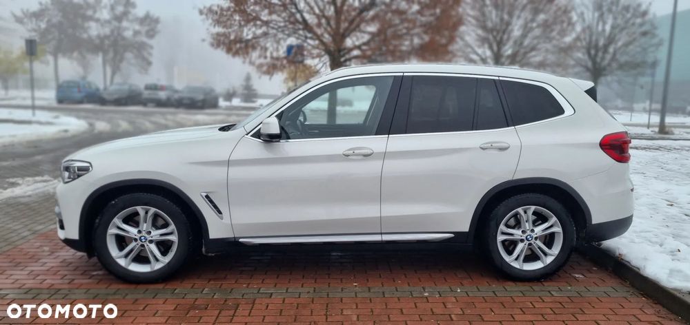 BMW X3 xDrive20i xLine - 11